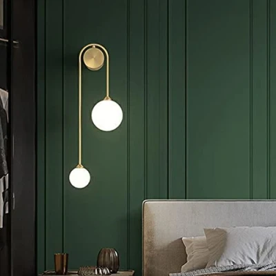 Immagine di MIYORA lampada da parete moderna con 2 sfere di vetro per camera letto, comodino, bagno, corridoio, applique parete, semplice vanità, sfera dorata, in rame,