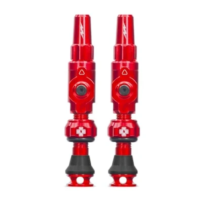 Immagine di Muc Off Big Bore Lite Tubeless Valves, Red 45mm Precision Engineered Dust Caps for Bikes with Revolutionary Airflow Technology Presta Valve MTB/Road/Gravel