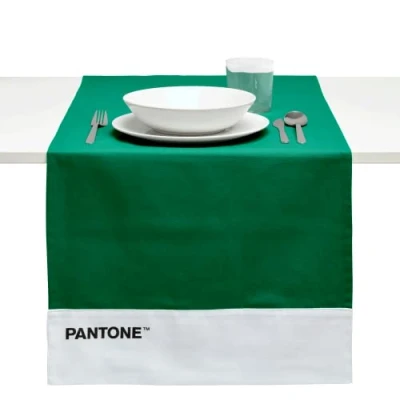 Immagine di PANTONE™ Runner Tavola Moderno in 100% Cotone, 220 gr Tovaglia Centrotavola Morbida e Resistente, Ideale per Accessori Cucina Tovagliette Centro Tessuto, 45x145 cm, Verde