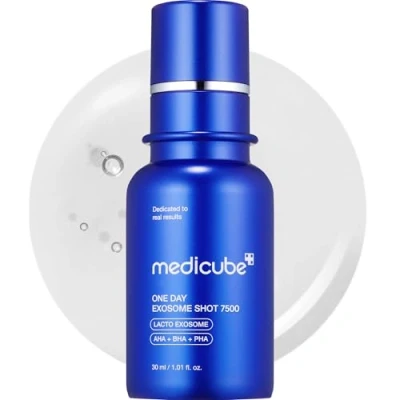 Immagine di Medicube One Day Exosome Shot Pore Ampoule 7500 Siero rivitalizzante con micronaghi, AHA+BHA+PHA 30 ml