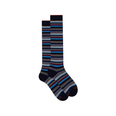 Immagine di Calze lunghe uomo e blu righe multicolor micro