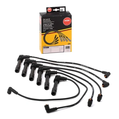 Immagine di NGK 0518 Kit Cavi Accensione 6 AUDI: A4 B6/B7 Cabrio, A6 C4 Avant, B5 Sedan, VOLKSWAGEN: Passat Variant, GP Sedan