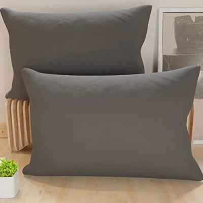 Immagine di PETTI Artigiani Italiani Coppia di Federe Cuscino 70x40 cm in Microfibra, Cuscini Arredo Camera da Letto, Divano, Set 2 Fodere Copricuscino, Federa Tinta Unita Grigio, 100% Made Italy