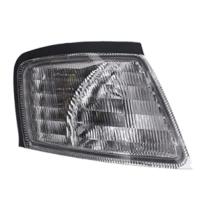 Immagine di TYC 18 3515 05 2 Frecce bianco anteriore Dx con portalampada NISSAN: Primera Hatchback, Station Wagon
