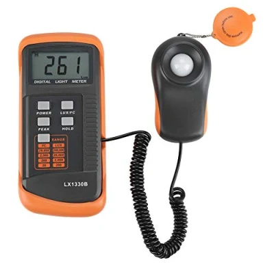 Immagine di Akozon Luxmetro Digitale, LX1330B Professionale Esposimetro Digitale Portatile Display LCD 0,1 200,000 Lux / 0,01 20,000 FC Misuratore di Luce Fotografico per Test Illuminazione