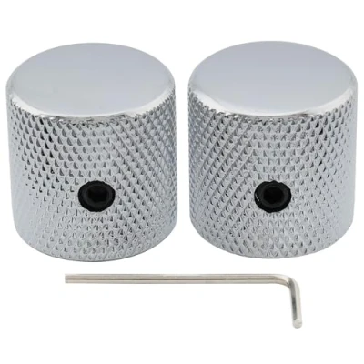Immagine di Musiclily Pro 1/4&quot; Fino Knurled Manopole Flat Top Knobs in Acciaio Raccordo Universale con Vite di Regolazione per Chitarra Elettrica e Basso, Cromato (Set 2)