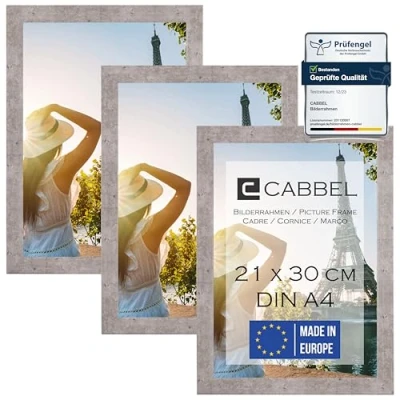 Immagine di CABBEL Confezione da Tre (3 Pezzi) cornici DIN A4 21x30 in Legno MDF Color Grigio (Calcestruzzo) con Vetro Plexi infrangibile
