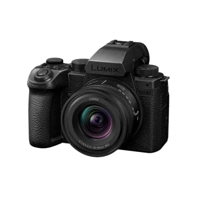 Immagine di Panasonic DC S5M2XNE LUMIX S5M2XE Fotocamera Mirrorless Full Frame, Registrazione 4K 60P e 6K 30P Illimitata, Flip Screen, Wi Fi, Phase Hybrid AF, Dual Native ISO S R1840E 18 40mm Obiettivo