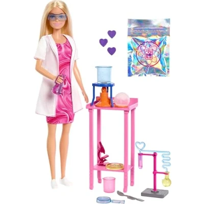 Immagine di Barbie Carriere Scienziata, set bambola bionda con camice bianco da laboratorio e accessori inclusi, tavolo, microscopio becher cambia colore, giocattolo per bambini, 3+ anni, JCR70