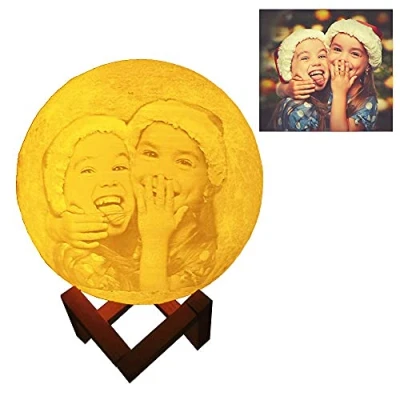Immagine di Lampada Luna personalizzata 3D con la tua foto e il tuo Testo USB Ricaricabile 16 colori Telecomando Touch Controller, Regali ​per Cmpleanno, Anniversario, Natale Moon Light Lamp Diametro 20CM