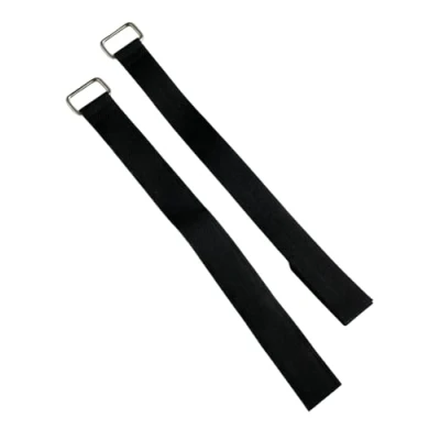 Immagine di Confezione da 2 fascette resistenti in metallo con fibbia a gancio e anello di fissaggio per cavi riutilizzabili (3 x 70 cm)