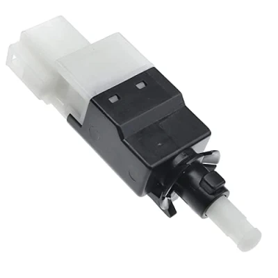 Immagine di Interruttore luce freno per 2F W169 A150 A160 A170 A180 A200 S211 E200 E220 E230 E240 E270 E280 E300 E320 E350 E400 E500 E55 W211 C219 W639 W245 B150 B160 B170 B180 B200 B906 2002 2021