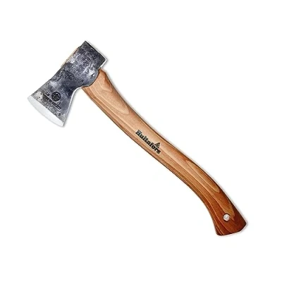 Immagine di Hultafors Accetta forgiata a mano Hultan 375mm prodotta in acciaio svedese di qualità Svezia I 805g ascia con manico noce americano incl. protezione pelle Riaffilabile 841701