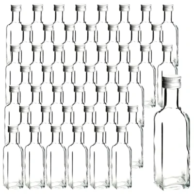Immagine di gouveo Set 48 Bottiglie in Vetro 100 ml Maraska con Tappo a Vite Argento Bottiglia Piccola 0,1 l per riempimento Quadrata Vuota liquore, Olio (MFET100S)