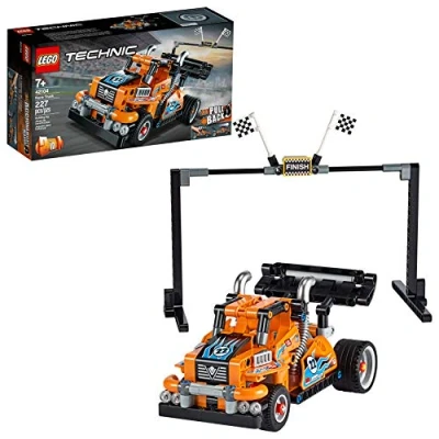 Immagine di LEGO Technic Camion da Gara Trasformabile in Auto Corsa, Set Costruzione 2in1 con Motore Pull Back, 42104