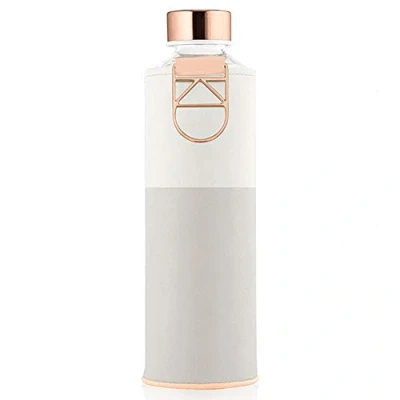 Immagine di EQUA Sage, borraccia grande con custodia in finta pelle, 750 ml, vetro borosilicato, senza BPA e a prova di perdite, MM faux SA