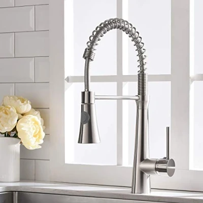 Immagine di TIMACO rubinetto da cucina con molla a spirale, e doccetta estraibile, orientabile 360, in nichel spazzolato, miscelatore monoleva spray pull down, ad alta pressione