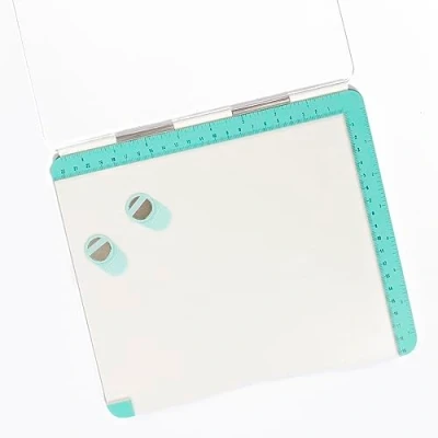Immagine di Craftelier Piattaforma di timbratura timbri in gomma e silicone per scrapbooking artigianato Guide centimetri pollici Colore bianco turchese Dimensioni 24,5 x 22 1,3 cm