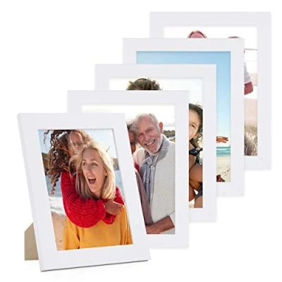 Immagine di PHOTOLINI cornici 15x20 cm bianco legno MDF, set di 5 larghe, moderne, plexiglass infrangibile, da tavolo o parete, accessori extra per una parete dal look raffinato