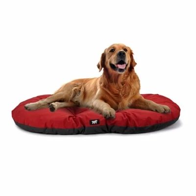 Immagine di Ferplast Cuccia Cane Relax, Cuscino per cani di taglia media, Gatto, Tappetino cucce e auto Lavabile in Cotone con Soffice Imbottitura, 85 x 55 cm. Rosso