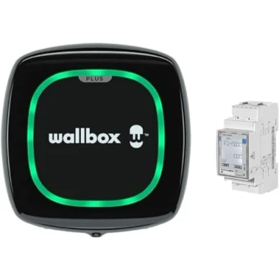 Immagine di Wallbox Pulsar Plus, pacco di ricarica solare, caricabatterie per veicoli elettrici (22 kW, 5 metri, tipo 2, WiFi, Bluetooth, OCPP, interno/esterno), nero + Power Boost trifase