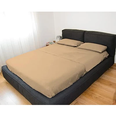 Immagine di GEMITEX Completo letto Matrimoniale, Colore CAMMELLO, con Trattamento NO STIRO, effetto Raso, in 100% Microfibra di poliestere. Composto da 2 lenzuola e federe TINTA UNITA. Made Italy