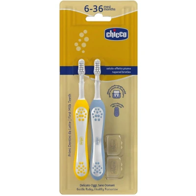 Immagine di Chicco Set 2 Spazzolini da Denti per Bambini, Con Testina Arrotondata, Setole Morbide Delicate su Gengive e Dentini, Ampio Manico Antiscivolo, Coprisetole Incluso, 6 36 Mesi, Pezzi, Bimbo