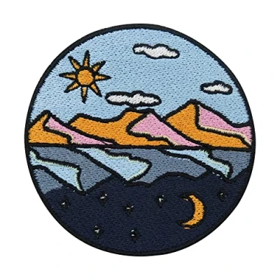 Immagine di Finally Home Toppa termoadesiva da applicare con il ferro stiro, sole e luna, vintage, montagna