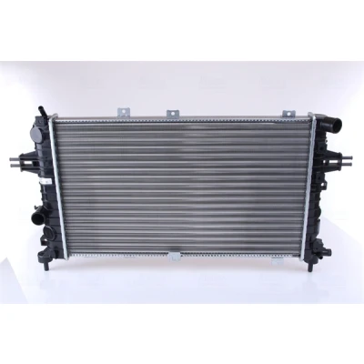 Immagine di NISSENS 63111A Radiatore motore Alluminio 600 369 26 Alette di raffreddamento montate meccanicamente OPEL: Zafira B, Astra H Caravan, GTC