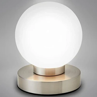 Immagine di B.K.Licht Lampada da comodino, forma a sfera, interruttore touch, luce tavolo, abat jour dimmerabile, metallo cromato e vetro bianco, 25W, attacco per lampadina E14 alogena (non incusa)