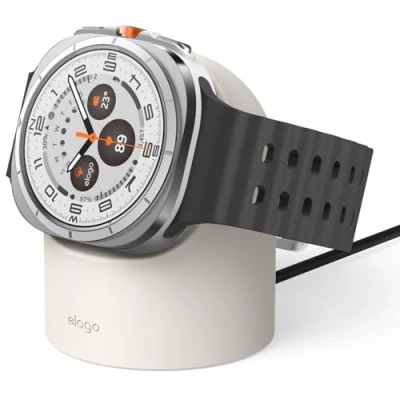 Immagine di elago Supporto di Ricarica Compatibile con Samsung Galaxy Watch 7 (40/44mm), Ultra, 6 Series, and 5 Modalità Leggio, Gestione Cavi [Cavo Non Incluso] (Beige)