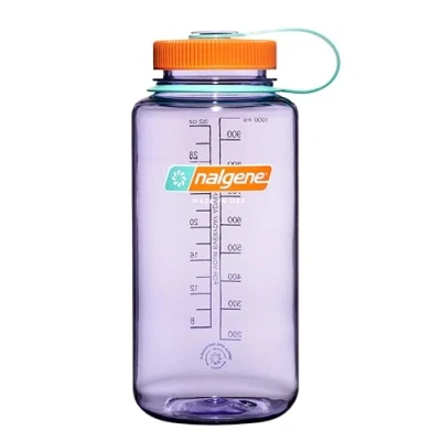 Immagine di Nalgene Sustain Borraccia in Tritan senza BPA, realizzata con materiale derivato dal 50% di rifiuti plastica, 907,2 g, bocca larga, ametista