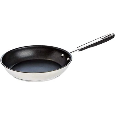 Immagine di Amazon Basics Padella Antiaderente a Induzione in Acciaio Inox con Manico Soft Touch 28 cm