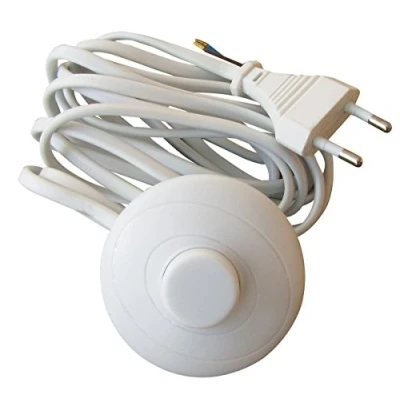 Immagine di Tibelec 163860 Cavo d&#039;alimentazione con presa elettrica/interruttore rotondo, colore: Bianco