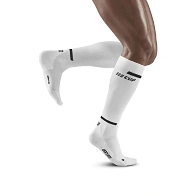 Immagine di CEP THE RUN Compression Calzettoni, Uomo, Taglia: Medium, White
