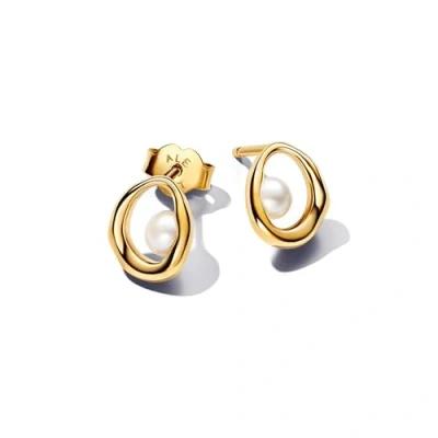 Immagine di PANDORA Essence Orecchini a bottone placcati in oro 14k con perla coltivata d&#039;acqua dolce trattata bianca, Small Circular