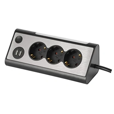 Immagine di maxTrack presa da tavolo NV70 1,5 l, 3 prese, 2 porte di ricarica USB e illuminazione a LED, multipla per casa con pulsante spegnere l&#039;illuminazione cavo m