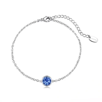 Immagine di Philip Jones Cavigliera in Cristallo Blu Scuro creata con Cristalli Zircondia®