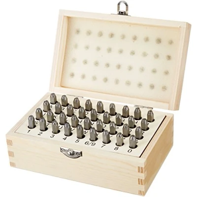 Immagine di Amazon Basics Kit di punzoni da 4 mm per metallo e cuoio