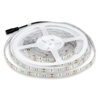 Immagine di V TAC Striscia Led da Esterno IP65 Impermeabile 11W 5 Metri di Lunghezza SMD 5050 Alta Luminosità Luce 6500K Bianco Freddo Strisce Strip Adesiva e Copertura in Silicone 12 Volt