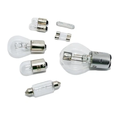 Immagine di Set Lampadine Pera (marca proiettore) 6 V 35 W luce principale KR51/2, S50, S51, S70, SR50/80