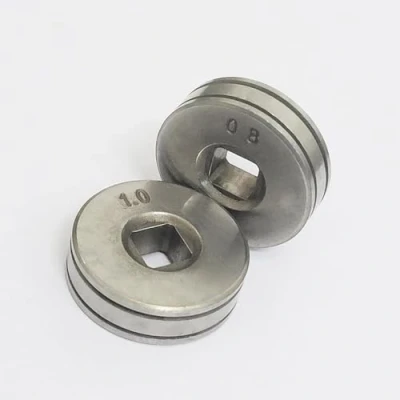 Immagine di 2 rulli di azionamento per cavi alimentazione a filo, diametro 25 mm, scanalatura zigrinata adatta alimentatore SSJ16 MIG MAG Saldatori attrezzature parti (0,8 mm/1,0 mm)
