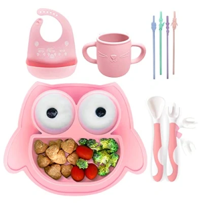 Immagine di Brunoko Piatto con ventosa per bambini set pappa 5 in 1 di aspirazione, cucchiaio, bavaglino, tazza riutilizzabile e cannucce silicone, Lavabile lavastoviglie