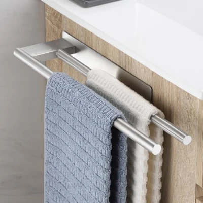 Immagine di OETAMS Porta Asciugamani Bagno Adesivo, Portasciugamani Adesivo Doppio, Salviette da parete per Cucina in Acciaio Inox, Argento
