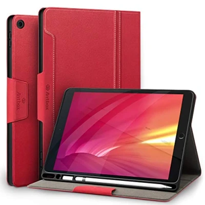Immagine di Antbox Custodia per iPad 9ª/8ª/7ª Generazione 10,2 Pollici 2021/2020/2019 in Pelle PU con Portapenne, Angolo di Supporto Regolabile, Funzione Auto Sveglia/Sonno (Rosso)