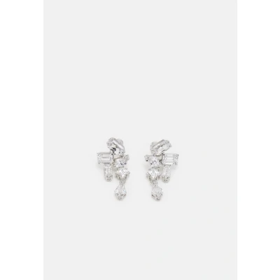 Immagine di Swarovski Mesmera Pierced Earrings Short Dangling Cluster Orecchini, Donna, Taglia: One Size, White
