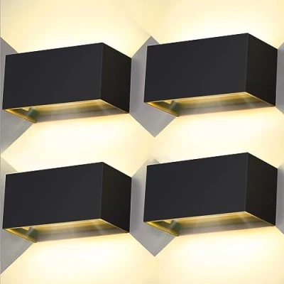 Immagine di Kingwei 4pezzi Lampada da Parete 20W 3000K Bianche Caldo 2000LM Applique Nero Angolo del Fascio Regolabile Lampade Esterno IP65 Impermeabile Interno/Esterno