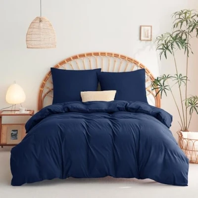 Immagine di WAVVE Biancheria da letto in morbida microfibra 110 g/m², con chiusura lampo, 3 pezzi, copripiumino 155 x 220 cm e 2 federe 80 cm, colore: blu scuro