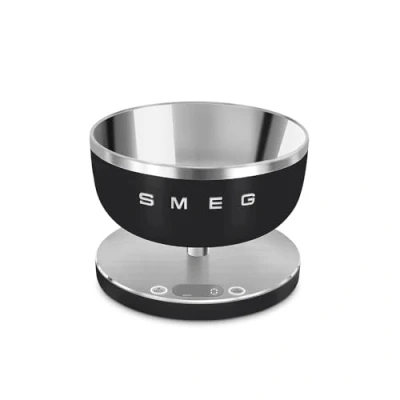 Immagine di Smeg, Bilancia da Cucina Digitale KSC01BLMWW, Ciotola in Acciao Inox Removibile, Quattro Unità di Misura g/ml e lb.oz/fl.oz, con Funzione Tara, Portata Massima 5kg, Nero