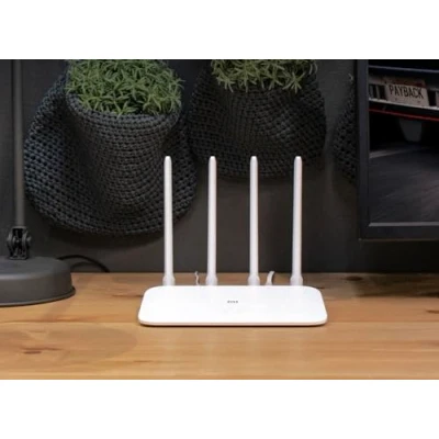 Immagine di Xiaomi Mi Router 4A Fibra Ottica 5G con 128 MB di Memoria Wireless Doppia Banda WiFi 4 Antenne Omnidirezionali Colore Bianco